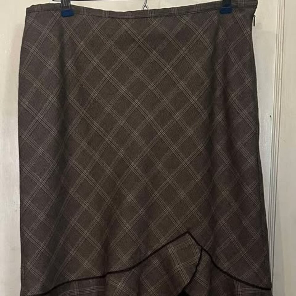 Patterned Skirt...